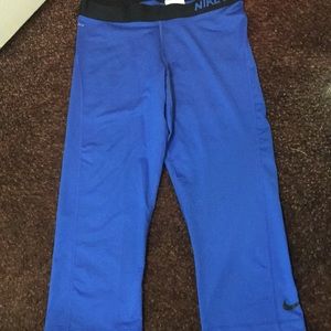 Women’s Nike athletic capris